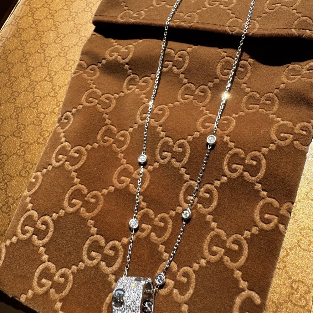 Authentic Gucci 925 Sterling Silver Diamond Necklace